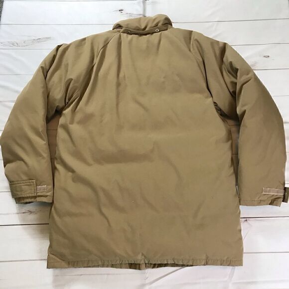 Snow Lion Men’s Vintage Puffer Jacket - Picture 9 of 13